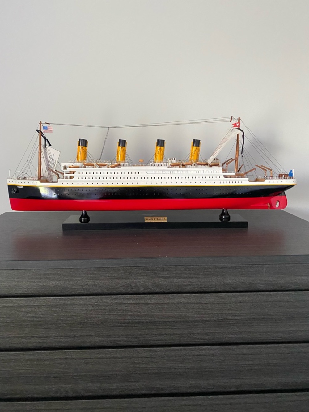 Heritage RMS Titanic Model Ship in Red, Black, White, Yellow